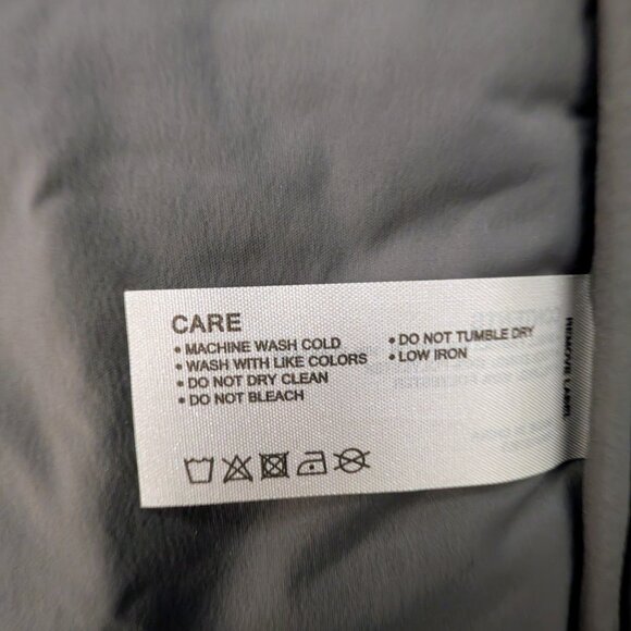 Official Cadillac Merch - Men's Hybrid Vest - Picture 11 of 12